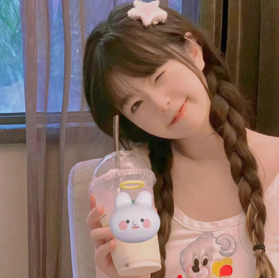 亚历克斯·克罗斯第一季